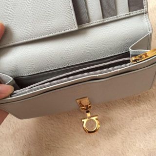 サルヴァトーレフェラガモ(Salvatore Ferragamo)の緋 さま 専用(財布)