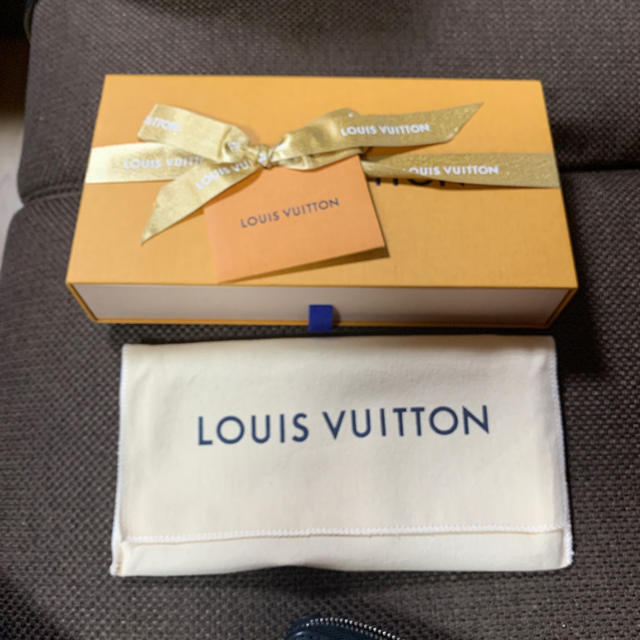 LOUIS VUITTON(ルイヴィトン)の専用です   宜しくお願い致します レディースのファッション小物(財布)の商品写真