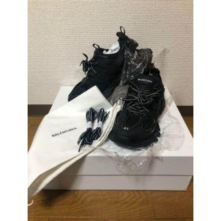 Balenciaga Track Sneaker (Men & Women) Online