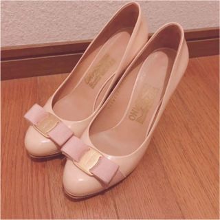 フェラガモ(Ferragamo)のErica様専用です！ferragamoパンプス♡(ハイヒール/パンプス)