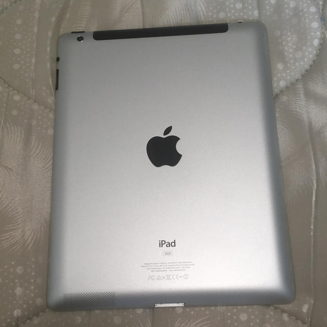 iPad 第3世代) 32GB ブラックの通販 by ぽろろん｜アイパッドならラクマ - iPad (Retinaディスプレイモデル 安いお得