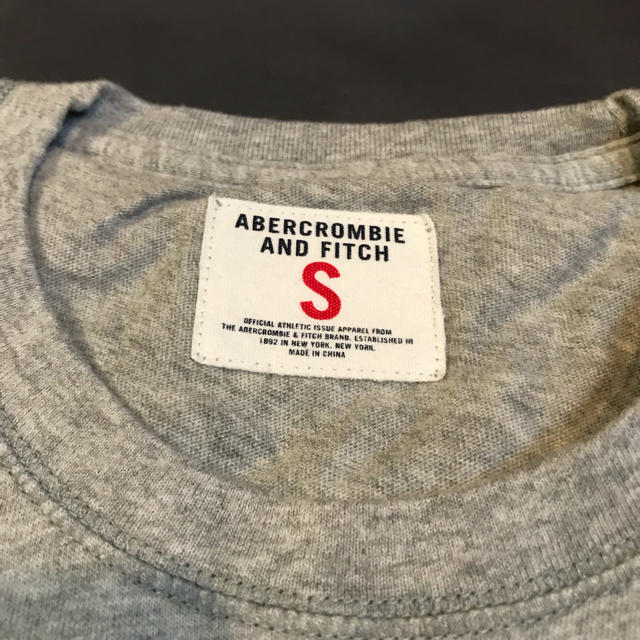 Abercrombie&Fitch(アバクロンビーアンドフィッチ)の新品 ⭐︎ アバクロ  Tシャツ Sサイズ メンズのトップス(Tシャツ/カットソー(半袖/袖なし))の商品写真