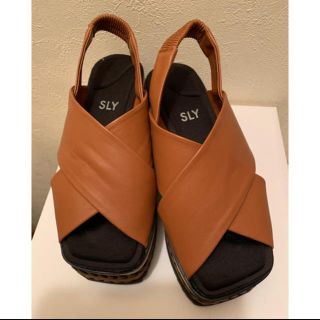 スライ(SLY)のSLY 今季 CROSS PLATFORM SANDAL(サンダル)