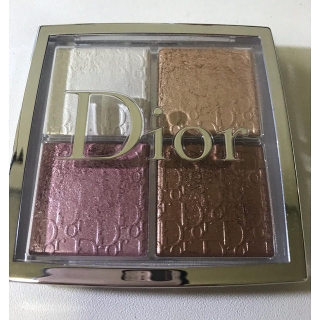 Christian Dior(クリスチャンディオール)のディオールバックステージ フェイスグロウハイライト コスメ/美容のベースメイク/化粧品(フェイスカラー)の商品写真