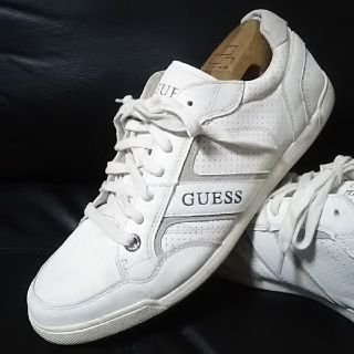 ゲス(GUESS)の
王道即完売！GUESSゲス高級レザースニーカー人気の白！希少29cm！


(スニーカー)