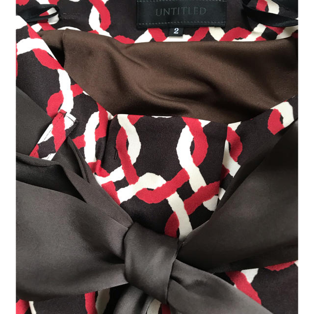 UNTITLED(アンタイトル)のUNTITLED 幾何学模様の膝丈スカート サイズ2 レディースのスカート(ひざ丈スカート)の商品写真