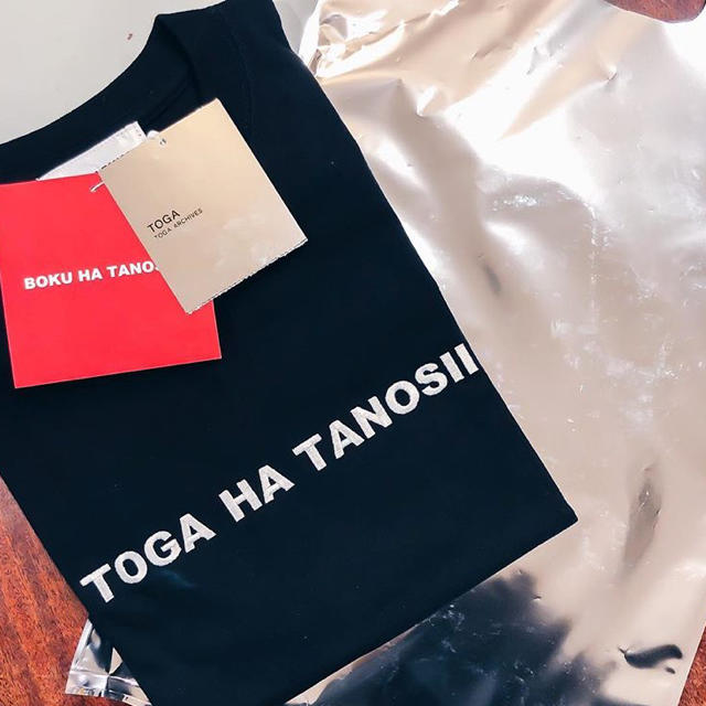 TOGA(トーガ)のtoga virilis × boku ha tanosii サイズ2 メンズのトップス(Tシャツ/カットソー(半袖/袖なし))の商品写真