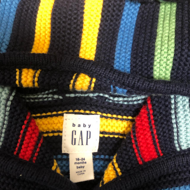 babyGAP(ベビーギャップ)の値下げ GAP 美品 未使用品 クマ耳 カーディガン  90 子供服 キッズ/ベビー/マタニティのキッズ服男の子用(90cm~)(カーディガン)の商品写真