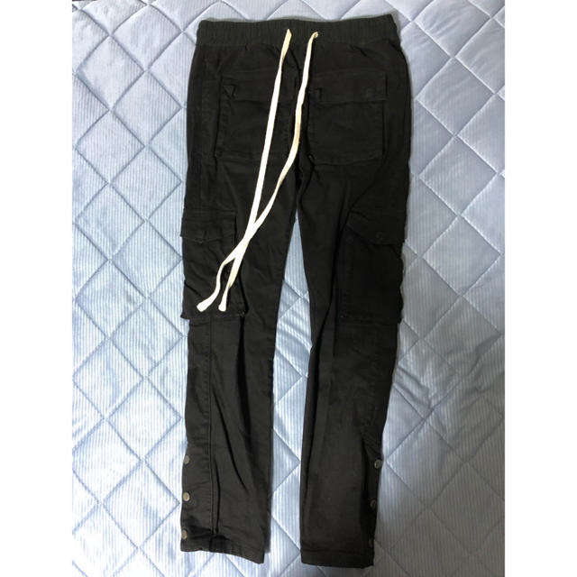 FEAR OF GOD(フィアオブゴッド)の【mnml】SNAP CARGO PANTS Size M メンズのパンツ(ワークパンツ/カーゴパンツ)の商品写真