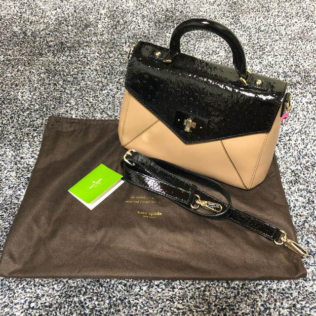 バッグ美品 kate spade NEW YORK ワンハンドルバッグ