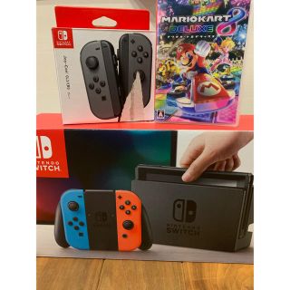 ニンテンドウ(任天堂)のNintendo Switch & joy-con & マリオカート8 セット(家庭用ゲーム機本体)