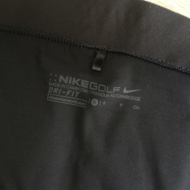 NIKE(ナイキ)のNIKE GOLF スカート S ネイビー スポーツ/アウトドアのゴルフ(ウエア)の商品写真