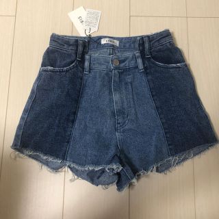 エヴリス(EVRIS)のEVRIS デザインカット ショーパン(ショートパンツ)