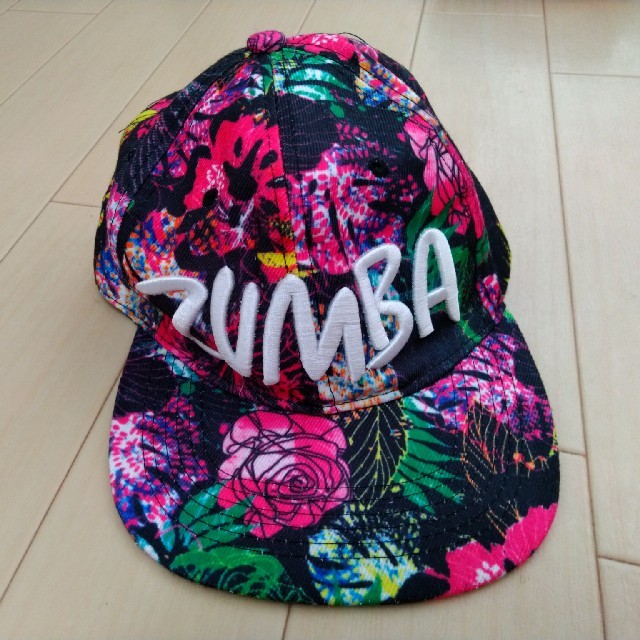 Zumba(ズンバ)のZumba キャップ スポーツ/アウトドアのトレーニング/エクササイズ(トレーニング用品)の商品写真