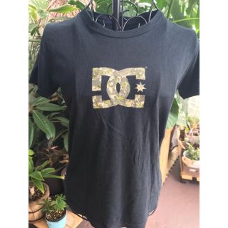 ディーシー(DC)のディーシー DC Tシャツ 黒×迷彩 カモフラ(Tシャツ(半袖/袖なし))