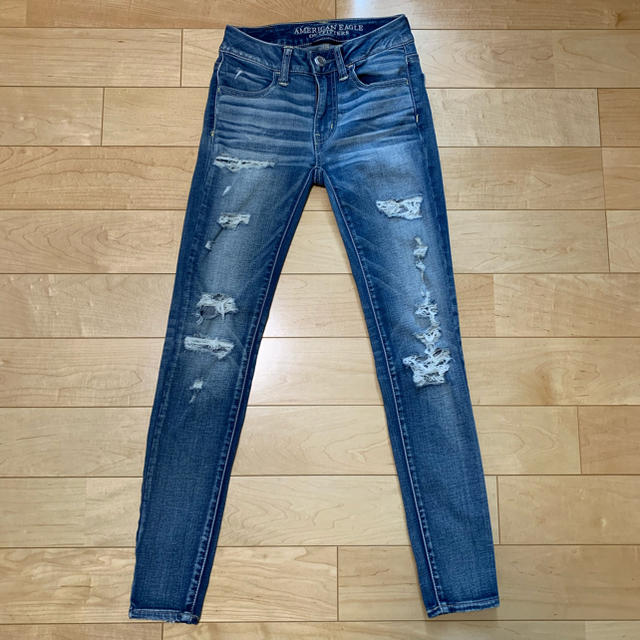 American Eagle(アメリカンイーグル)のアメリカンイーグル クラッシュジェギングデニム size US00S G12 レディースのパンツ(スキニーパンツ)の商品写真