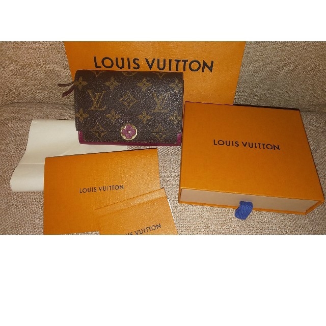 LOUIS VUITTON(ルイヴィトン)のポルトフォイユ フロール 財布 レディースのファッション小物(財布)の商品写真