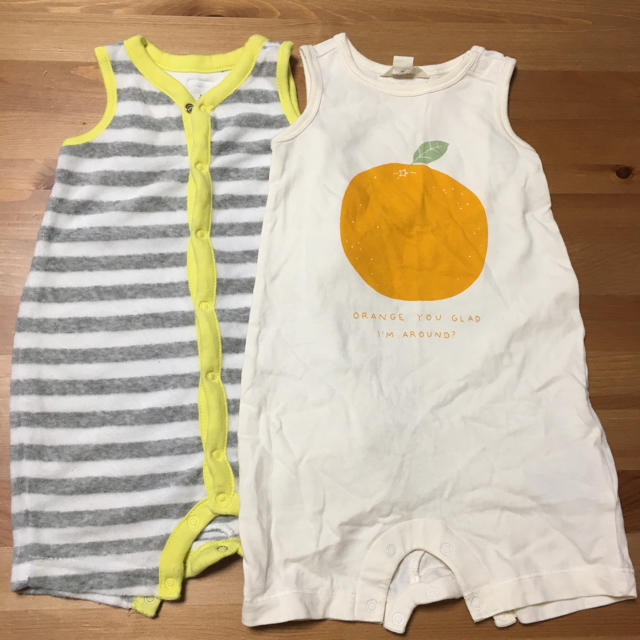 GAP(ギャップ)のbabyGAP ノースリーブロンパース 2枚セット キッズ/ベビー/マタニティのベビー服(~85cm)(ロンパース)の商品写真