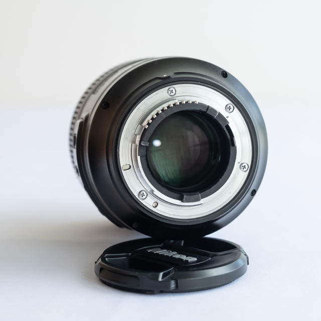 Nikon(ニコン)のミドひろ様専用。。。ニコン AF-S VR Micro ED 105mm スマホ/家電/カメラのカメラ(レンズ(単焦点))の商品写真