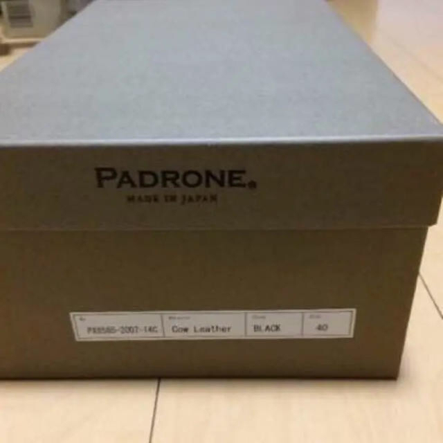 PADRONE(パドローネ)の【値下げ！】PADRONE パドローネ プレーントゥ 黒 革靴 25.5cm メンズの靴/シューズ(ドレス/ビジネス)の商品写真