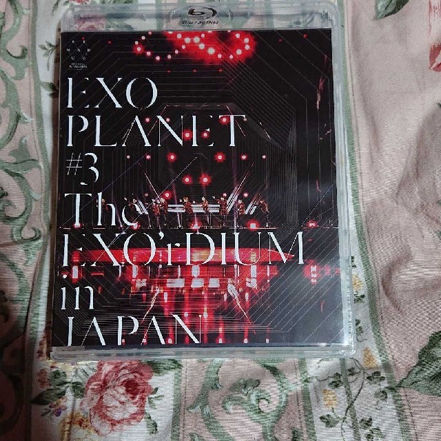 EXO(エクソ)のウヒョンママ様 専用！！exo planet#3 ブルーレイ 東京ドームライブ エンタメ/ホビーのDVD/ブルーレイ(ミュージック)の商品写真