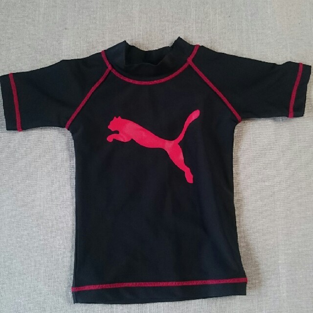 PUMA(プーマ)のPUMA ラッシュガード 100cm キッズ/ベビー/マタニティのキッズ服男の子用(90cm~)(水着)の商品写真