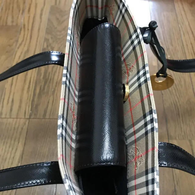 BURBERRY(バーバリー)の［新品未使用］Burberry ハンドバッグ  レディースのバッグ(ハンドバッグ)の商品写真