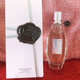 ヴィクターアンドロルフ(VIKTOR&ROLF)のV&R フラワーボム 100ml(香水(女性用))