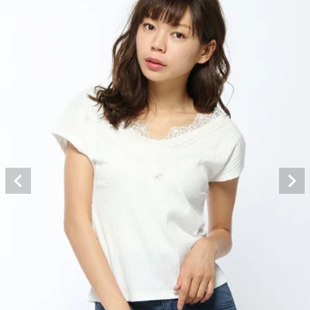RETRO GIRL(レトロガール)のRETRO GIRL ホワイトTシャツ トップス レディースのトップス(Tシャツ(半袖/袖なし))の商品写真