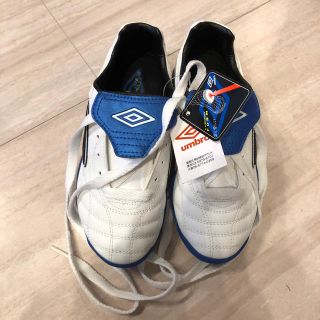 アンブロ(UMBRO)の【新品・未使用】アンブロ サッカー トレーニングシューズ 20.0センチ(シューズ)