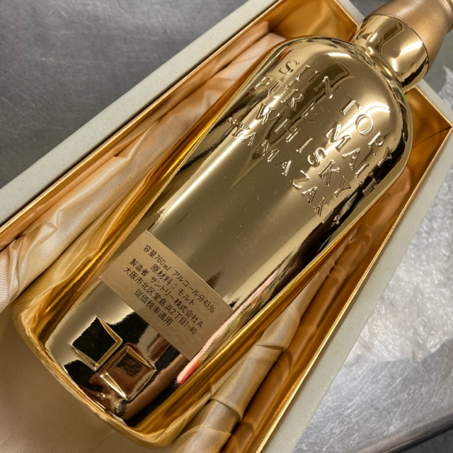 ウイスキーファン様専用】サントリー山崎 60周年記念ゴールド ウイスキーファン様専用】サントリー山崎 60周年記念ゴールド