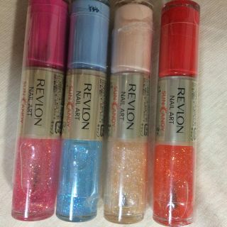 レブロン(REVLON)のREVLON マニキュア(マニキュア)