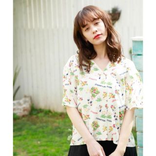 ニコアンド(niko and...)の★moko様専用★♡新品 未使用♡ニコアンド POPアロハVネックフレアブラウス(シャツ/ブラウス(半袖/袖なし))