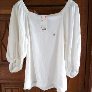 ユニクロ(UNIQLO)のユニクロ　２way　オフショルダーT（七分袖）(カットソー(長袖/七分))