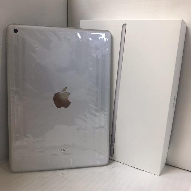 Apple - 【P12】iPad  第5世代 Wi-Fiモデル 32GB シルバー