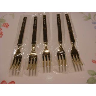 ジバンシィ(GIVENCHY)の◆ジバンシー　GIVENCHY☆YAMAKA　ヒメフォーク 5本で　新品(カトラリー/箸)