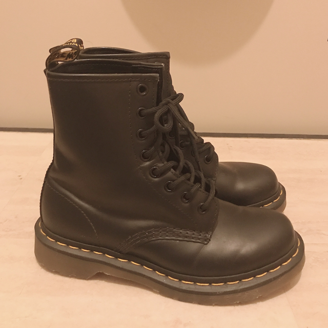 Dr.Martens(ドクターマーチン)のドクターマーチン 8ホールブーツ レディースの靴/シューズ(ブーツ)の商品写真