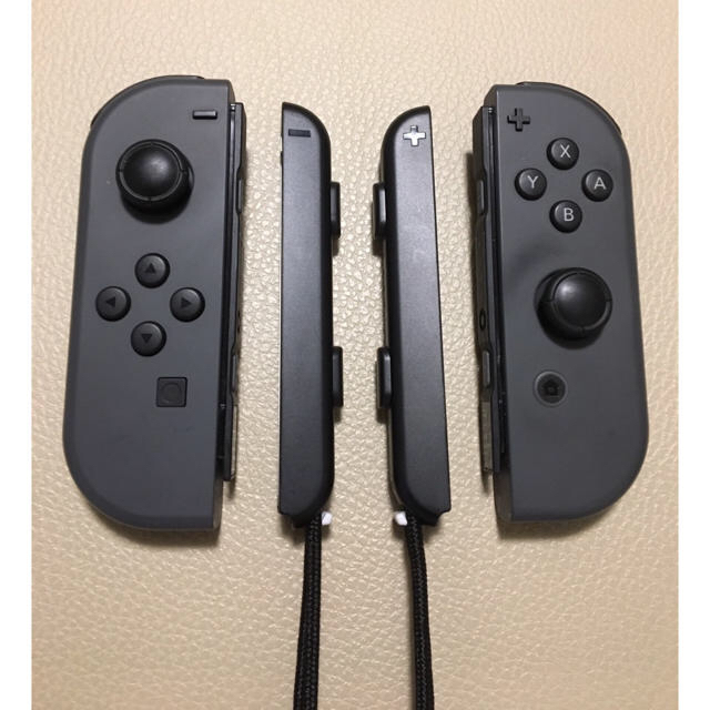 Nintendo Switch(ニンテンドースイッチ)の【ジャンク品】ニンテンドーSwitch Joy-Con[BLACK] エンタメ/ホビーのゲームソフト/ゲーム機本体(家庭用ゲーム機本体)の商品写真