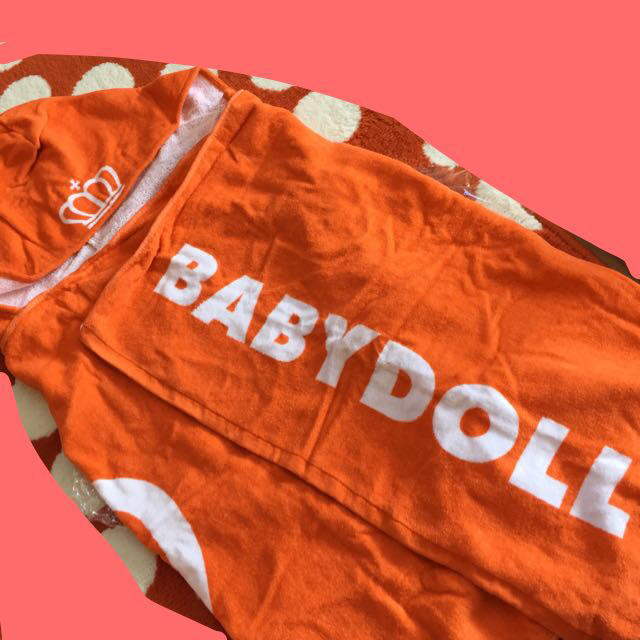 BABYDOLL(ベビードール)のBABYDOLL♡フード付バスタオル新品 キッズ/ベビー/マタニティのキッズ/ベビー/マタニティ その他(その他)の商品写真