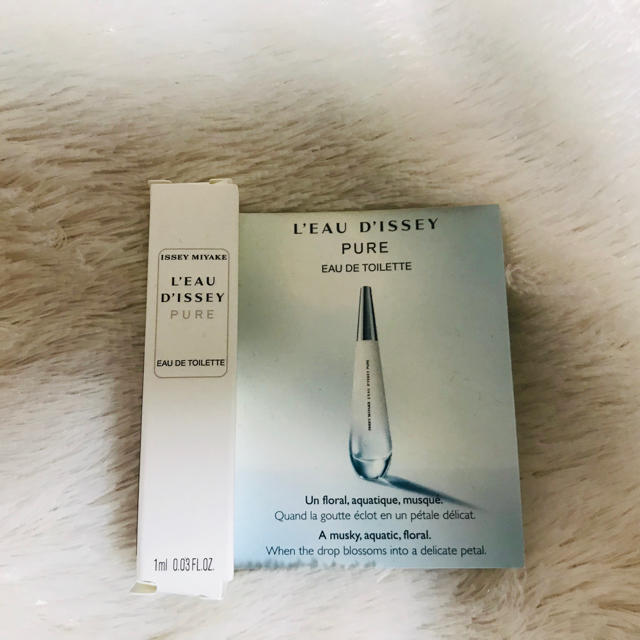 ISSEY MIYAKE(イッセイミヤケ)のイッセイミヤケ ロードゥ イッセイ ピュアオードトワレ1ml コスメ/美容の香水(香水(女性用))の商品写真