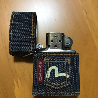 ジッポー(ZIPPO)のEVISU ZIPPO ライター　予備石付き！(タバコグッズ)