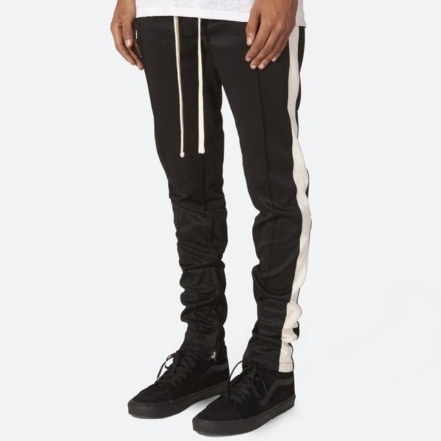 mnml 新品、未開封品
TRACK PANTS-black
XSサイズマルシェノア