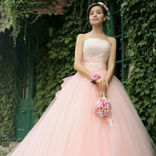 ヴェラウォン(Vera Wang)のいっか様専用YNS ウェディングドレス ピンク(ウェディングドレス)