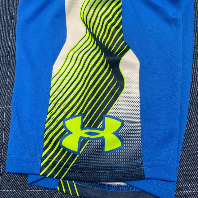 UNDER ARMOUR(アンダーアーマー)の新品！ アンダーアーマー パンツ キッズ/ベビー/マタニティのキッズ服男の子用(90cm~)(パンツ/スパッツ)の商品写真