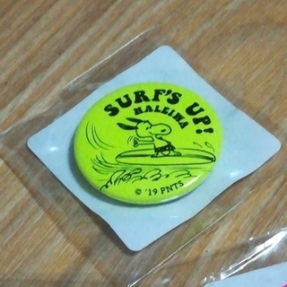 スヌーピー(SNOOPY)のBIORA 様専用　スヌーピー　缶バッジ　ハワイ　ハレイワ　サーフィン(バッジ/ピンバッジ)