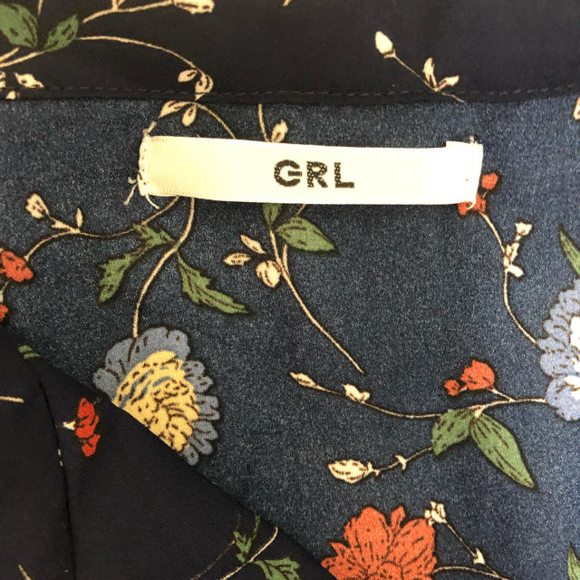 GRL(グレイル)の大処分セール！ レディースのワンピース(ひざ丈ワンピース)の商品写真