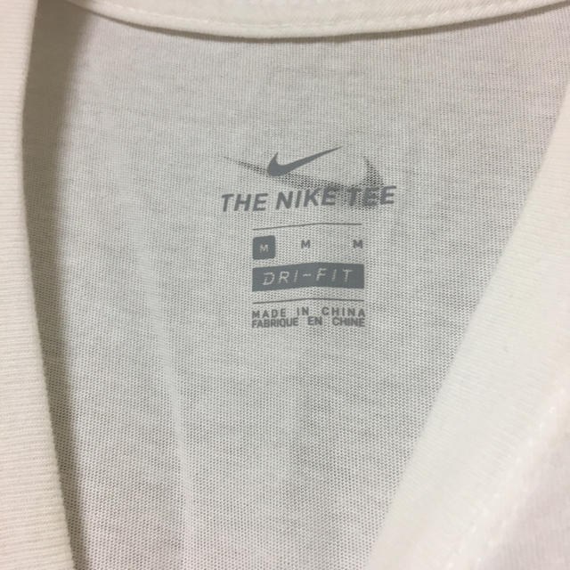 NIKE(ナイキ)のナイキ タンクトップ レディースのトップス(タンクトップ)の商品写真