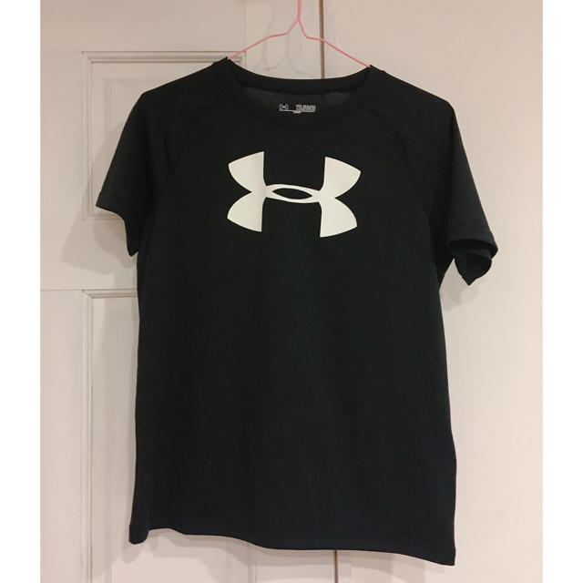 UNDER ARMOUR(アンダーアーマー)のUNDER ARMOUR レディースのトップス(Tシャツ(半袖/袖なし))の商品写真