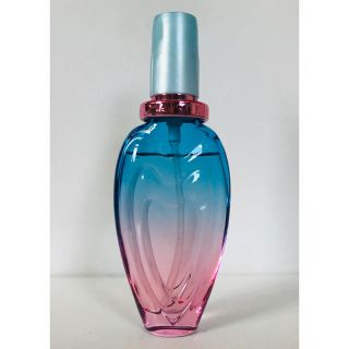 エスカーダ(ESCADA)のエスカーダ  アイランド キッス 香水 30ml(香水(女性用))