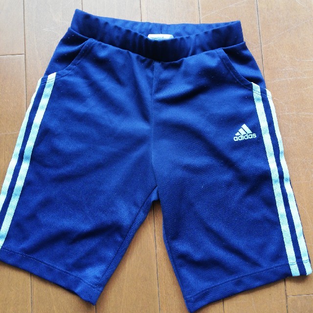 adidas(アディダス)のアディダス　キッズパンツ キッズ/ベビー/マタニティのキッズ服男の子用(90cm~)(パンツ/スパッツ)の商品写真